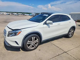 2016 Mercedes-Benz GLA-Class WDCTG4EB4GJ214630