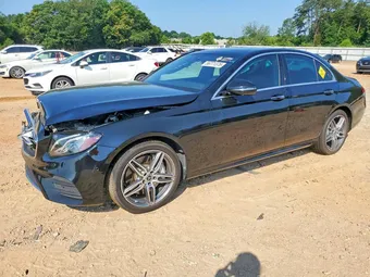 2020 Mercedes-Benz E-Class W1KZF8EB2LA834855