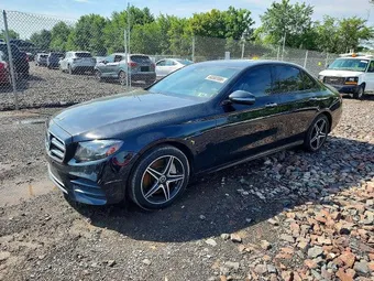 2018 Mercedes-Benz E-Class WDDZF4KBXJA320763