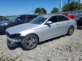 2017 Mercedes-Benz E-Class WDDZF4JB8HA031201