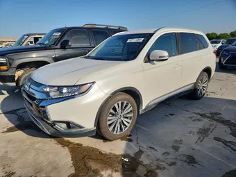 2019 Mitsubishi Outlander JA4AZ3A36KZ036188