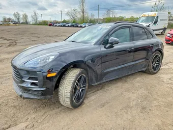 2020 Porsche Macan WP1AA2A50LLB10832