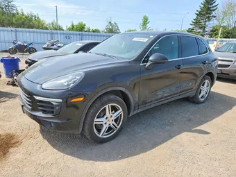 2017 Porsche Cayenne WP1AA2A27HKA88556