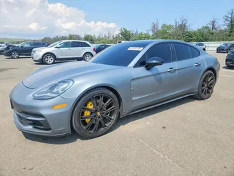 2018 Porsche Panamera WP0AA2A72JL108659
