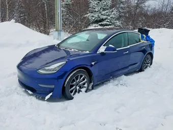 2018 Tesla Model 3 5YJ3E1EBXJF107719