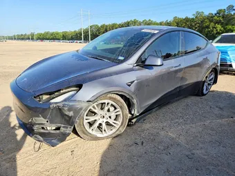 2023 Tesla Model Y 7SAYGDEE0PF881677