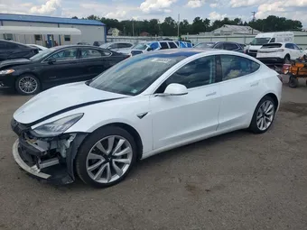 2018 Tesla Model 3 5YJ3E1EA0JF108756
