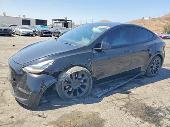 2022 Tesla Model Y 7SAYGAEE6NF489086