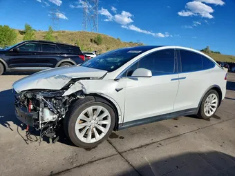2017 Tesla Model X 5YJXCBE22HF044722 Lot 56644206