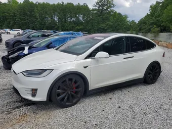 2016 Tesla Model X 5YJXCBE40GF008995