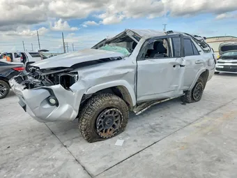 2019 Toyota 4Runner JTEBU5JR9K5636053