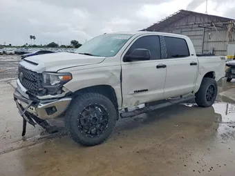 2019 Toyota Tundra 5TFEM5F17KX135591