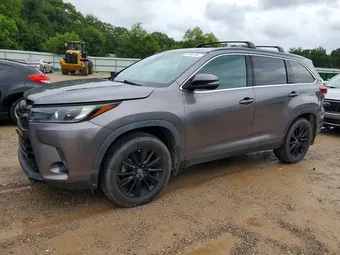 2019 Toyota Highlander 5TDJZRFHXKS623332