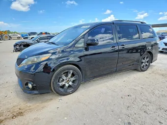 2016 Toyota Sienna 5TDXK3DCXGS698168