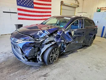 2022 Toyota Venza JTEAAAAH9NJ108951