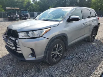 2019 Toyota Highlander 5TDBZRFHXKS972821