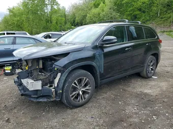 2019 Toyota Highlander 5TDBZRFH4KS917829