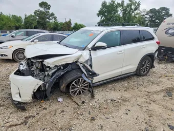 2018 Toyota Highlander 5TDJZRFH8JS899507