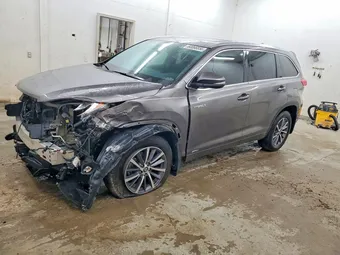 2018 Toyota Highlander 5TDJGRFH2JS037115