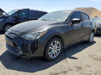 2017 Toyota Yaris 3MYDLBYV8HY192887