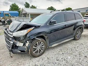 2019 Toyota Highlander 5TDKZRFH5KS563318
