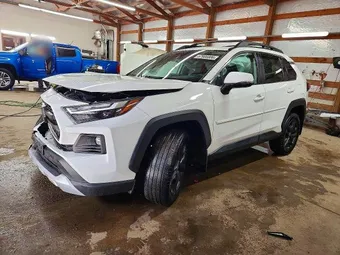 2024 Toyota RAV4 2T3J1RFV1RW427107 Lot 57905806