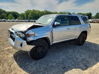 2020 Toyota 4Runner JTEBU5JR7L5762719