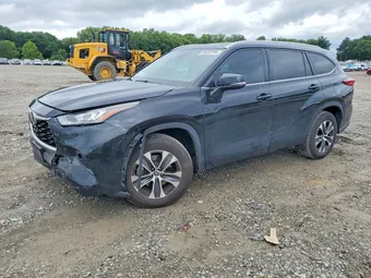 2020 Toyota Highlander 5TDGZRAH6LS502414