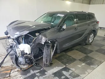 2022 Toyota Highlander 5TDCZRAH8NS099666