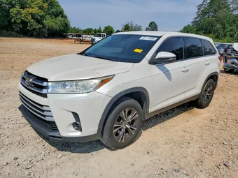 2019 Toyota Highlander 5TDZARFH7KS060010
