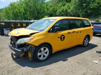 2016 Toyota Sienna 5TDZK3DC6GS700586