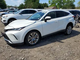 2022 Toyota Venza JTEAAAAH7NJ093656