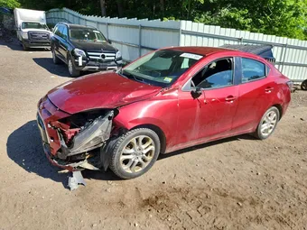 2018 Toyota Yaris 3MYDLBYV7JY318887