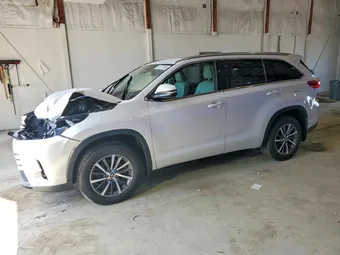 2017 Toyota Highlander 5TDJZRFH1HS478190