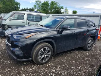 2023 Toyota Highlander 5TDKBRCH4PS135210