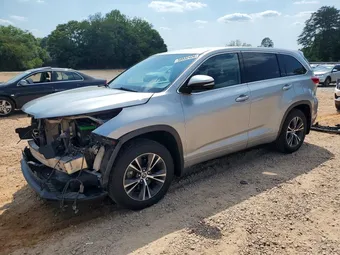 2018 Toyota Highlander 5TDBZRFH4JS878769