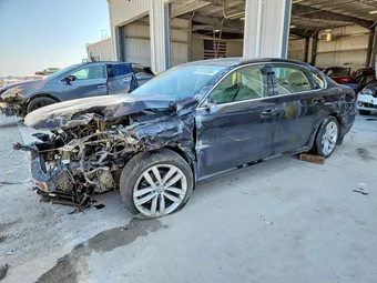 2018 Volkswagen Passat 1VWBA7A37JC008150