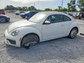 2017 Volkswagen Beetle 3VWJ17AT8HM606865