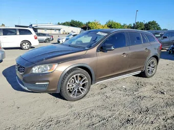 2017 Volvo V60 YV440MWK5H1027327