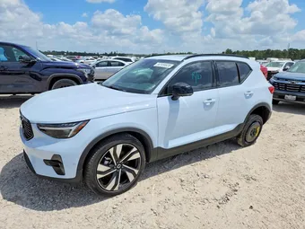 2025 Volvo XC40 YV4L12UC5S2537901