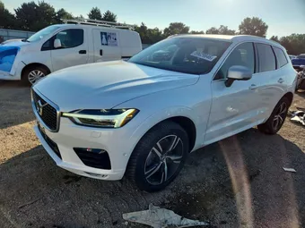 2018 Volvo XC60 LYVA22RM0JB117680