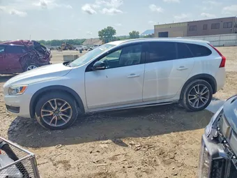2016 Volvo V60 YV4612HK5G1013353