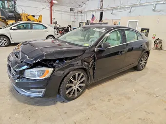 2016 Volvo S60 LYV612TM2GB091741