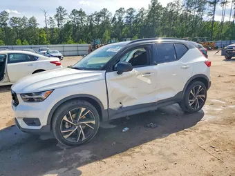 2021 Volvo XC40 YV4162UM1M2531291