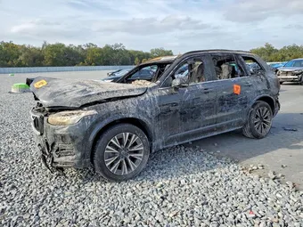 2022 Volvo XC90 YV4102CK9N1825739