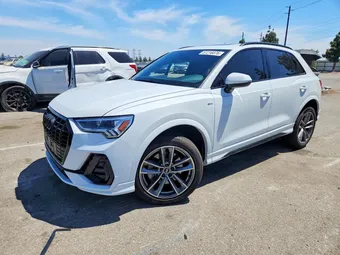 2023 Audi Q3 WA1EECF3XP1025609