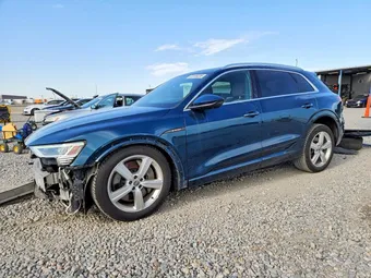 2019 Audi e-tron WA1LABGE3KB015343