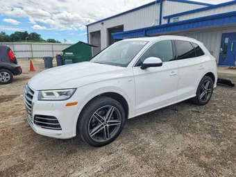 2018 Audi SQ5 WA1A4AFY6J2200652