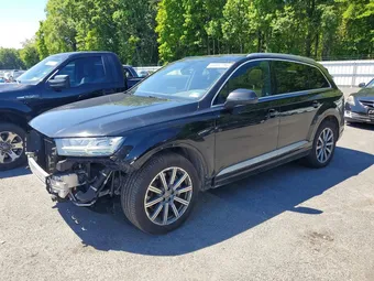2019 Audi Q7 WA1LHAF70KD017760