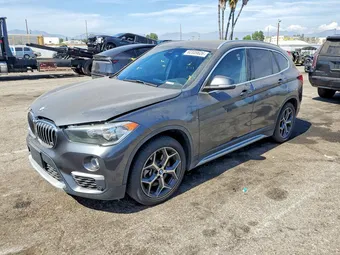 2019 BMW X1 WBXHT3C59K5L89166